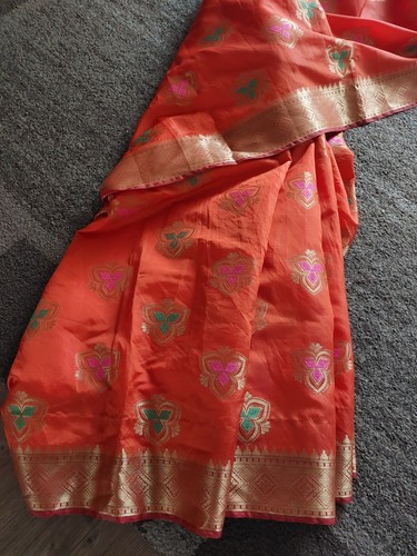 Women indian pakistani - ,