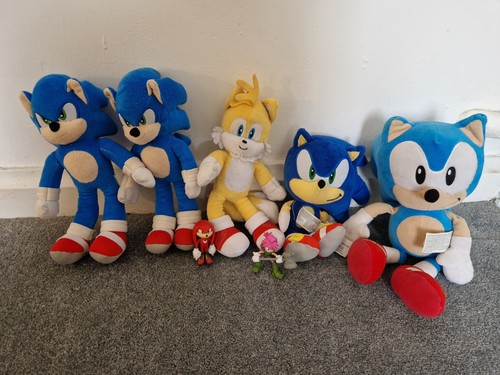 Sonic the hedgehog plush - sonic,