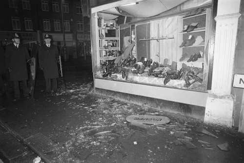 Police officers with riot - officers,