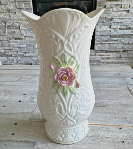 Rare 2007 belleek camellia - 2007,