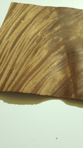 Flame mahogany veneer 7 - flame,
