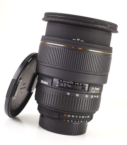 Sigma 70mm 8 - 24-70mm, f2.8