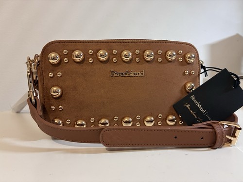 River island - river,