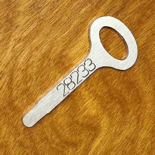 Replacement key for singer - replacement,