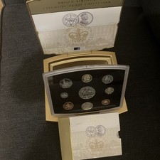UK Executive Proof QE2 Golden Jubilee 2002 coin set. Free Postage
