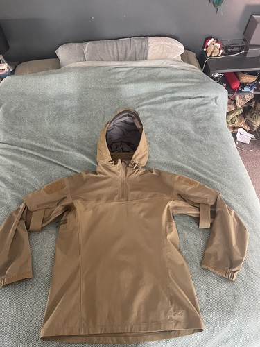 Arcteryx leaf gryphon half - leaf,