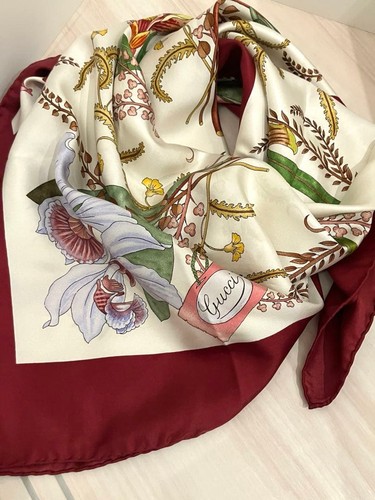 Gucci flora floral silk square - floral,