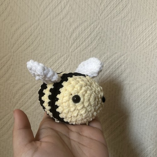 Handmade crochet bee - handmade, plush