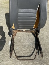 Land Rover Defender Front