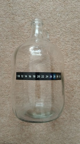 Glass demijohn with screw - demijohn,