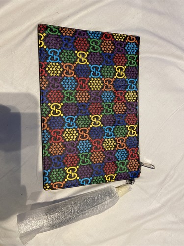 Gucci psychedelic pouch - gucci,