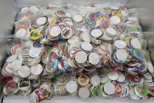 Lot 100 pogs - unbranded, and