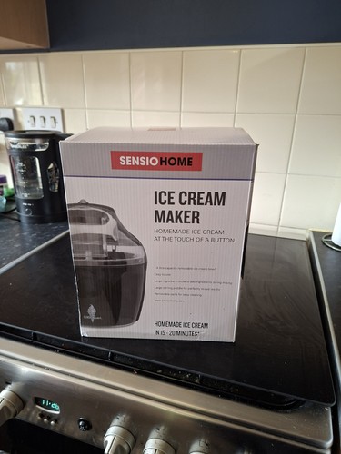 Sensio home ice cream maker - cream,