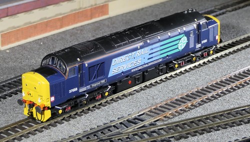 Bachmann 392 class 37 - bachmann,