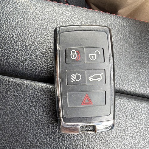 Genuine jaguar pace smart - genuine,