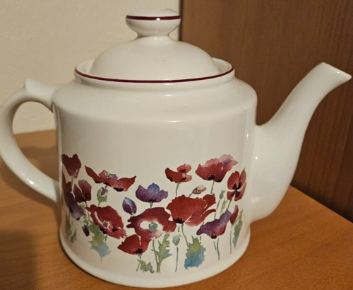 Wade large teapot - , poppies