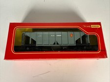 Tri-ang Hornby R137 Bulk Cement Car, Grey, pristine in box