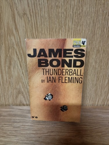 James bond thunderball ian - james,