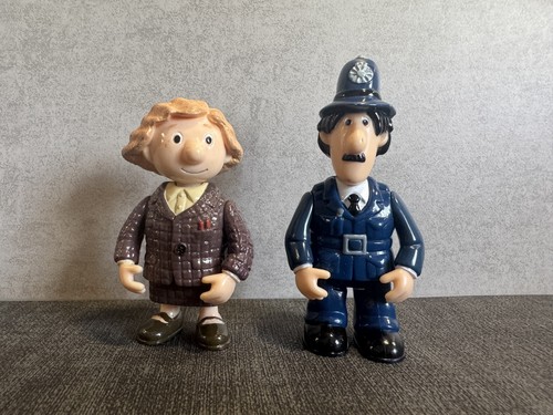 Postman pat sylvia - postman,