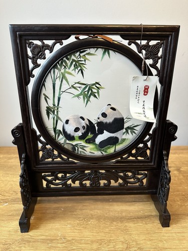 Sichuan chinese panda double - panda,