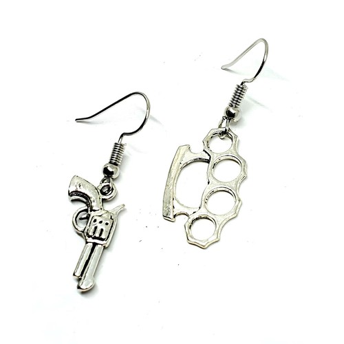 Gun brass knuckle duster - &,