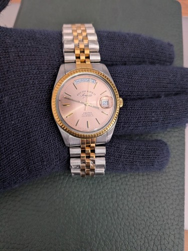 Off vintage west end - 20%, "west