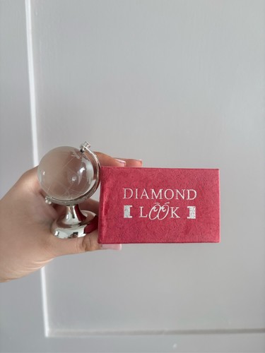 Clear glass world globe - clear,