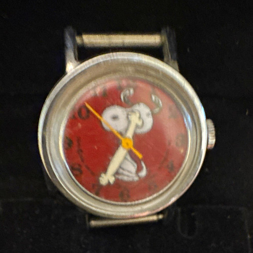 Snoopy cartoon red - snoopy,
