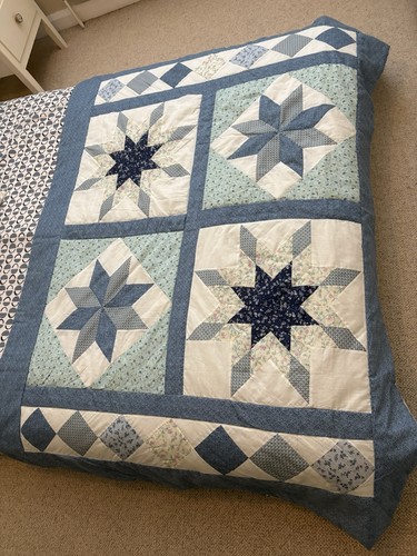 Blue white star patchwork - white,