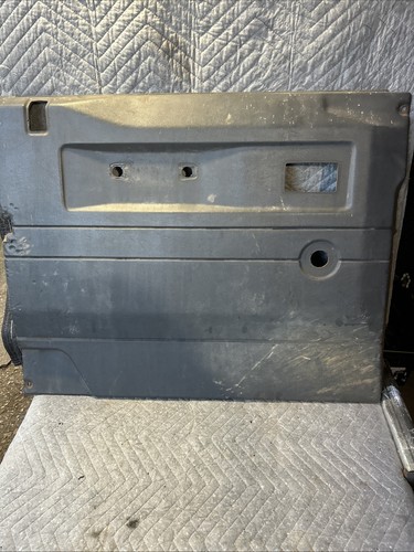 Land rover defender - rover, door