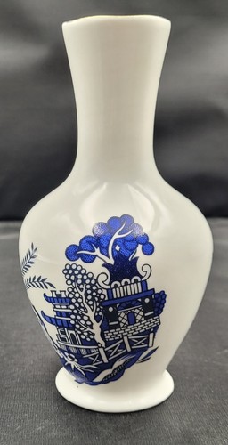 Vintage kingsbury blue willow - kingsbury,