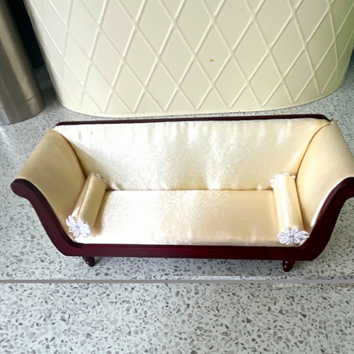 Dolls house emporium - house,