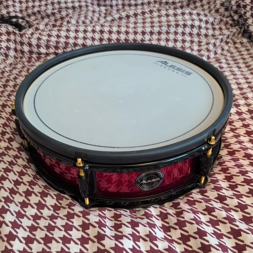 Alesis srike pro - alesis,