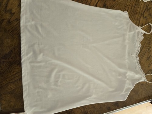 Slip top half - half, white