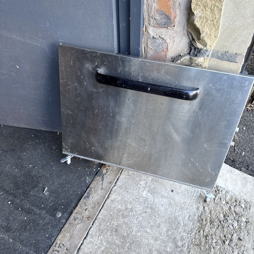 Asber commercial - door,