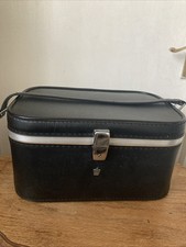 Vintage Retro Hard Shell Vanity Case Beauty Storage- Carry Handle- 14”x9.5”x7.5”