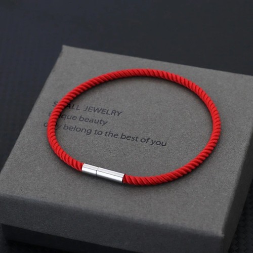 Minimalist lucky red - minimalist,