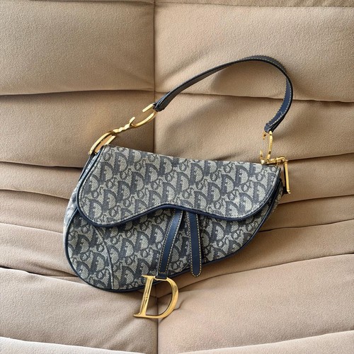 Christian dior saddle bag - dior,