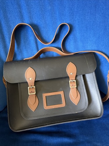 The cambridge satchel company - cambridge,
