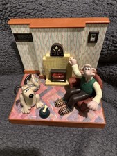 Wallace And Gromit Vintage Talking Radio Alarm Clock (1996) spares or repair