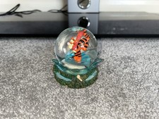 Disney Tigger Snow Globe