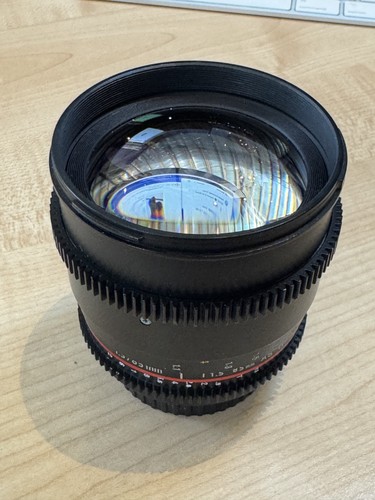 Samyang 85mm 5 - 85mm, manual