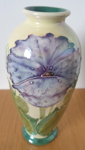 Vintage moorcroft limited - moorcroft,