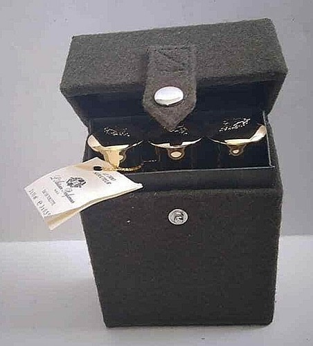 Artisan parfumeur 3 - parfumeur,