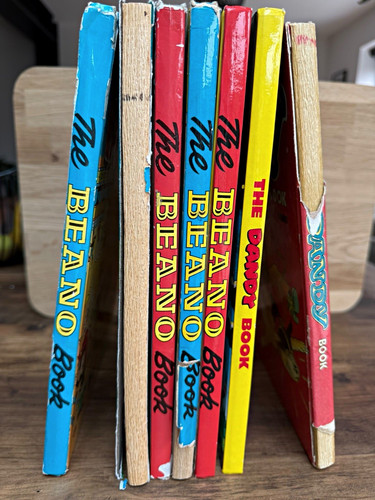 Beano dandy annuals - &,