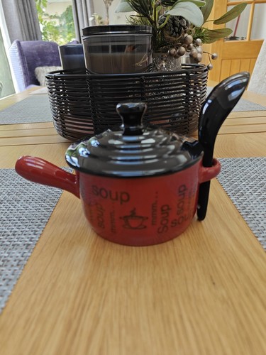 Red black soup - soup, bowl