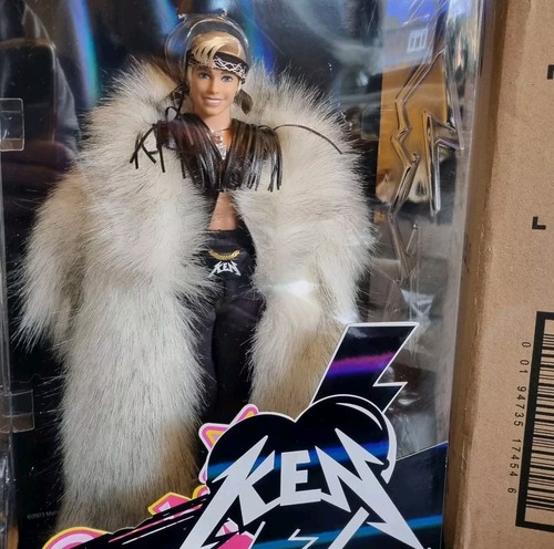 Barbie the movie faux fur - barbie,