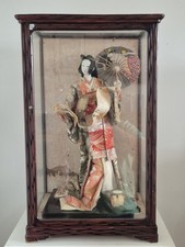 vintage Japanese geisha doll in glass cabinet 44cm Doll/55cm Case , RARE VGC