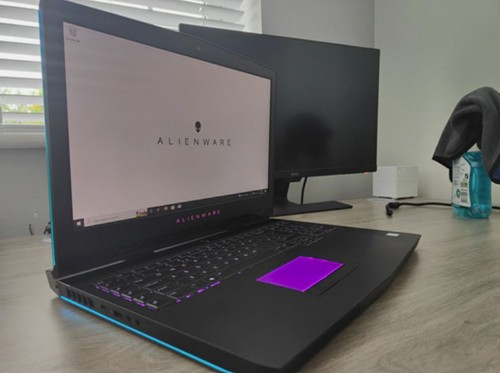 Alienware gaming laptop - 17, r4