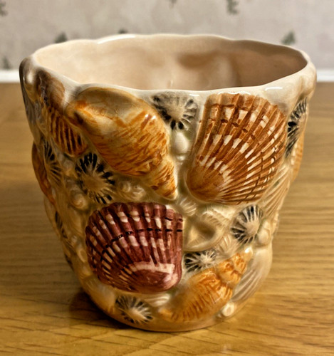 Lovely vintage sylvac - **,